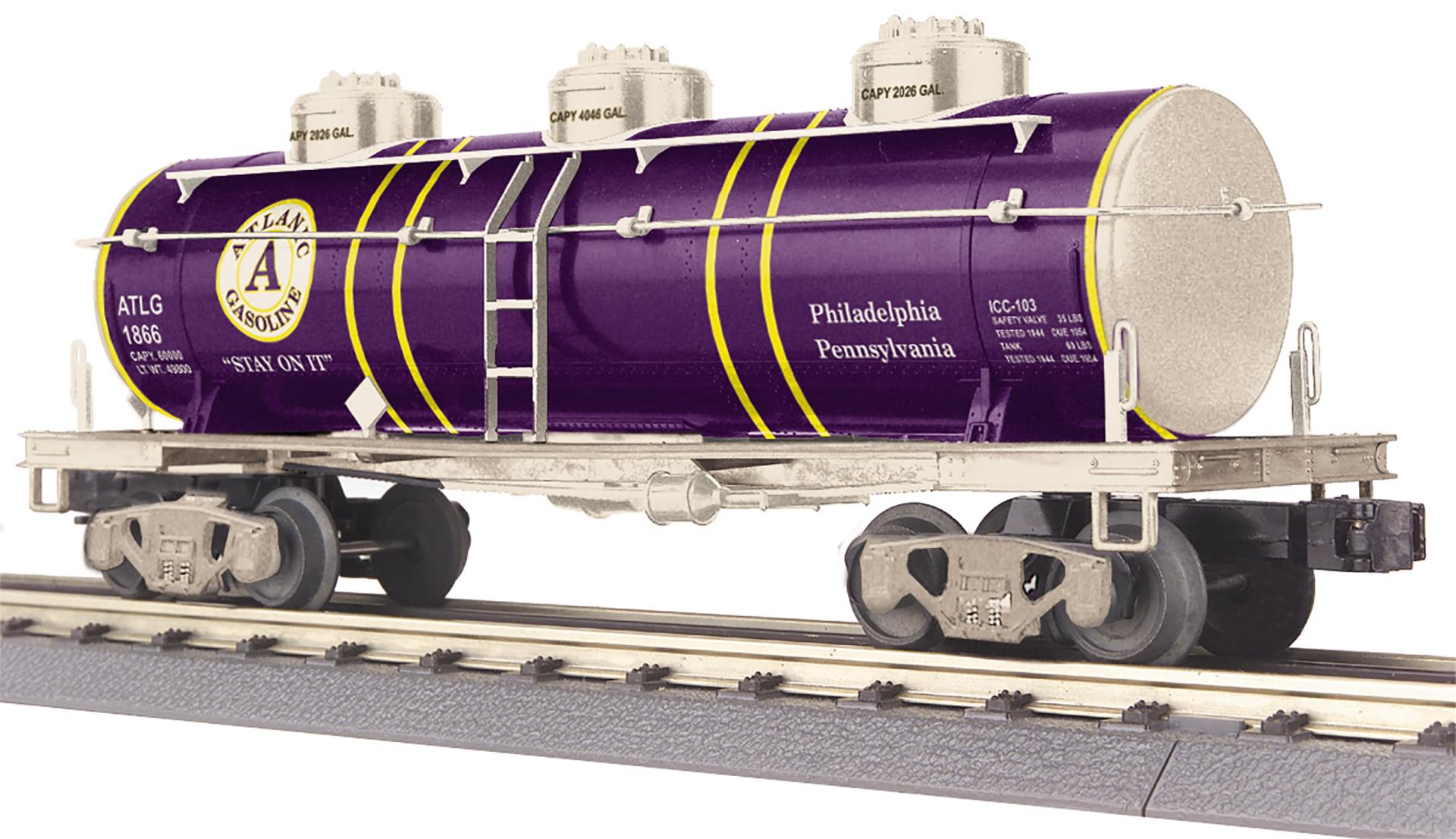 RailKing 3-Dome Tank Car